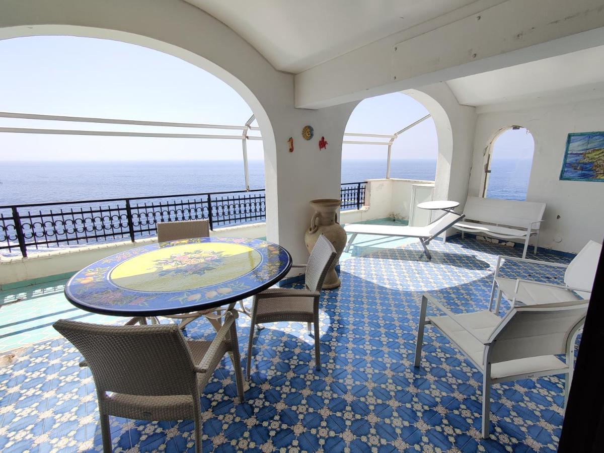 Casa La Scogliera Apartment Праяно Екстериор снимка