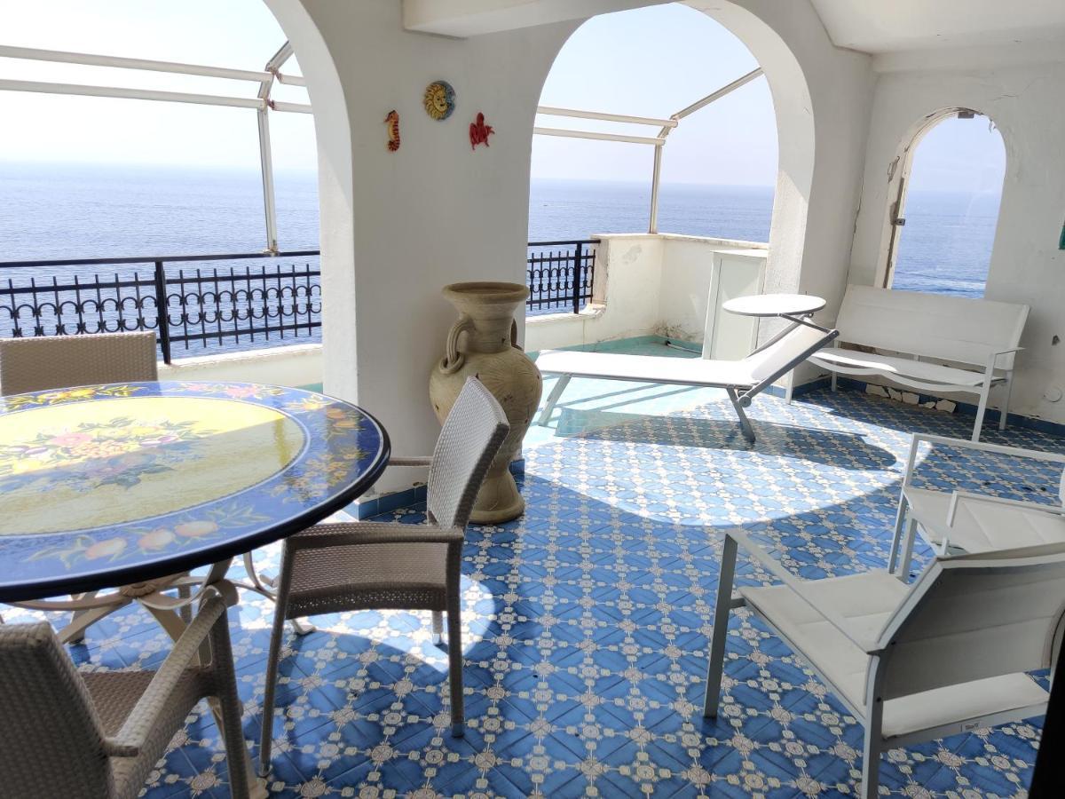 Casa La Scogliera Apartment Праяно Екстериор снимка