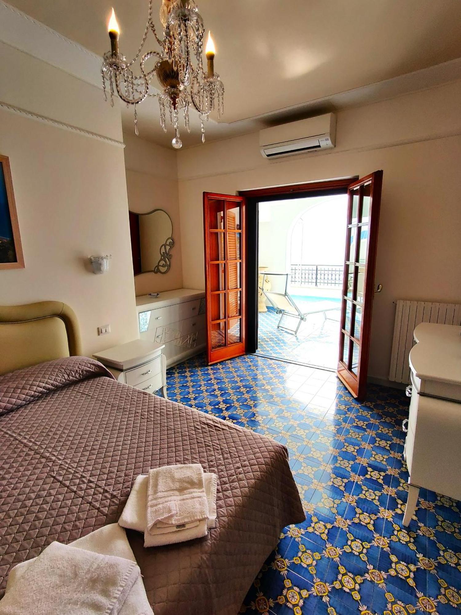 Casa La Scogliera Apartment Праяно Екстериор снимка